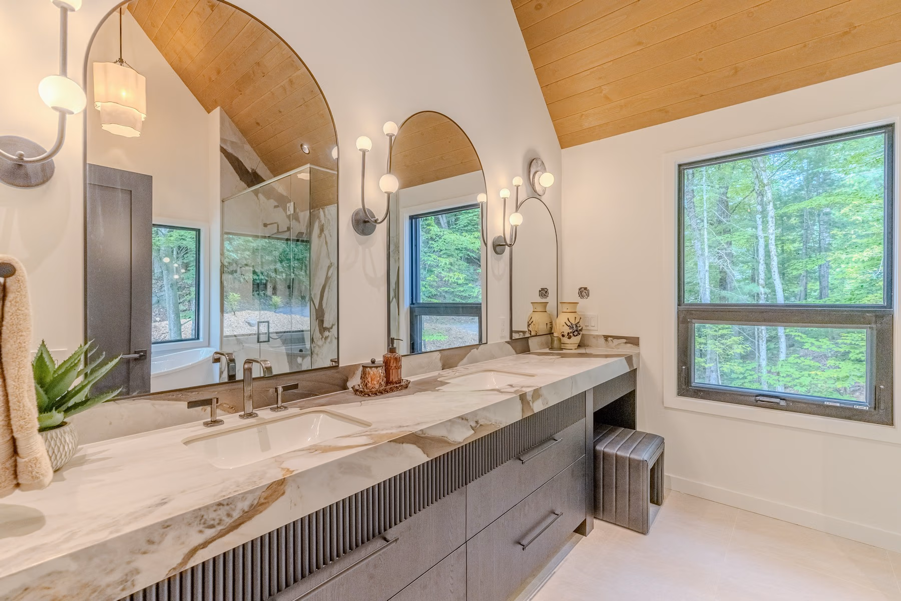 26A Winchester Drive Cool-15