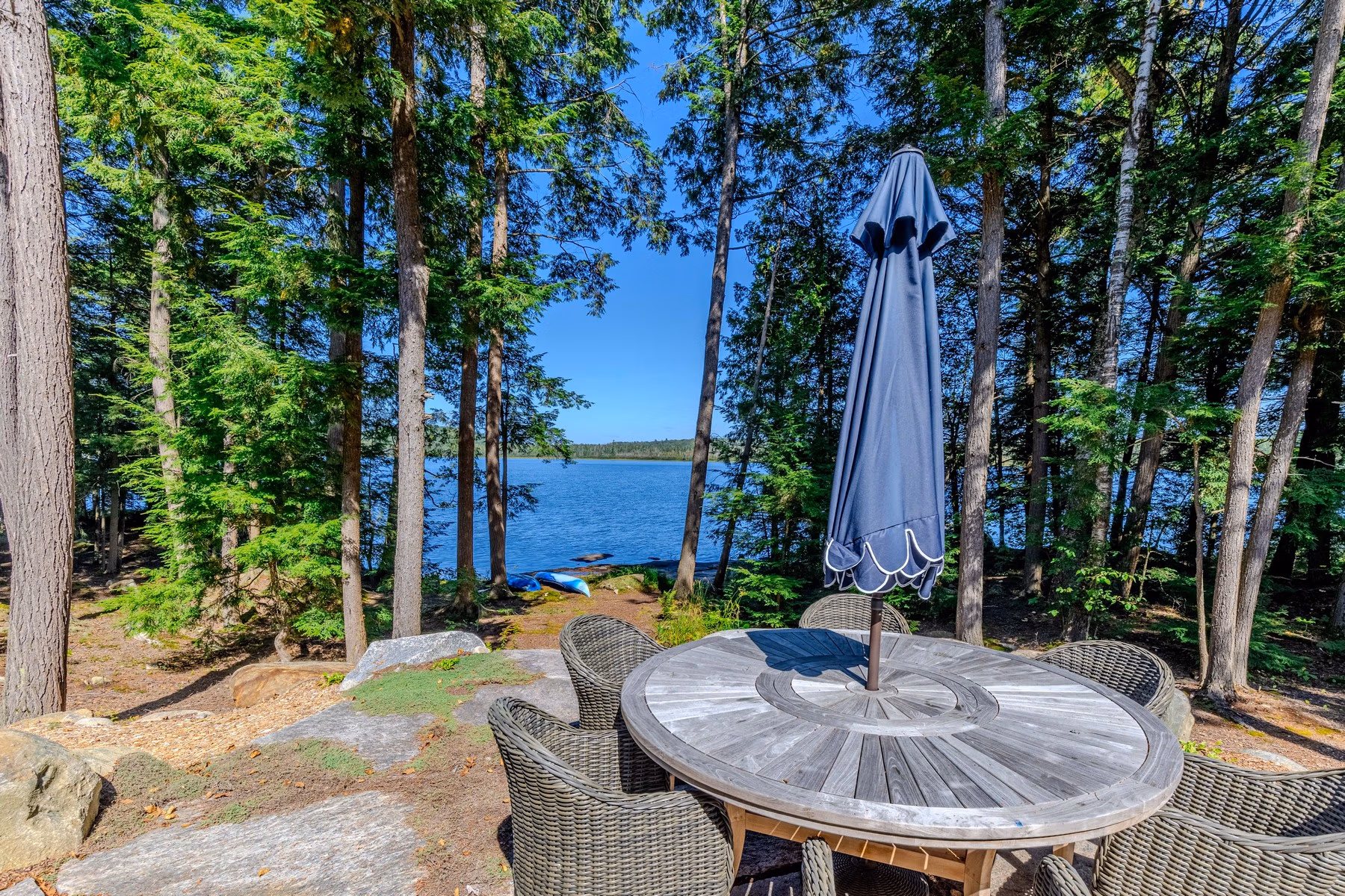 1051 Trustcott Place-61